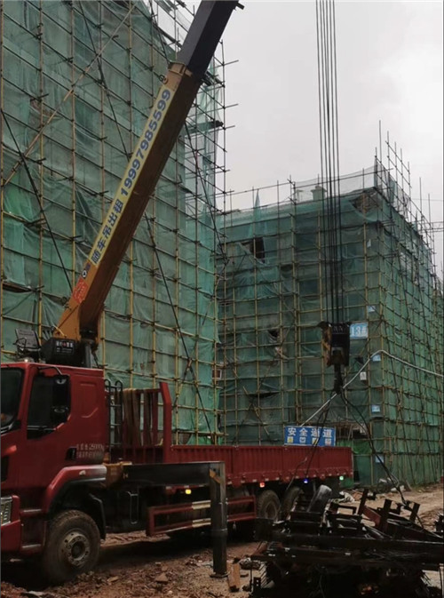 丹徒区“慢工细活”—— 吊车的 “微动控制” 技术